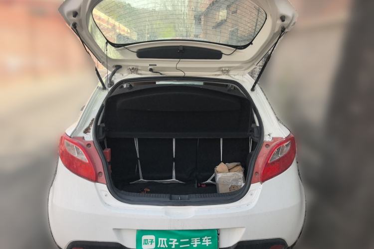 Used Mazda 2 2012 Hatchback Xuan Dong 1.3L Automatic Standard Edition