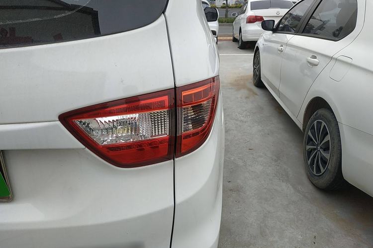 Used Foton Gatu ix5 2016 1.5L Zhiyue Model
