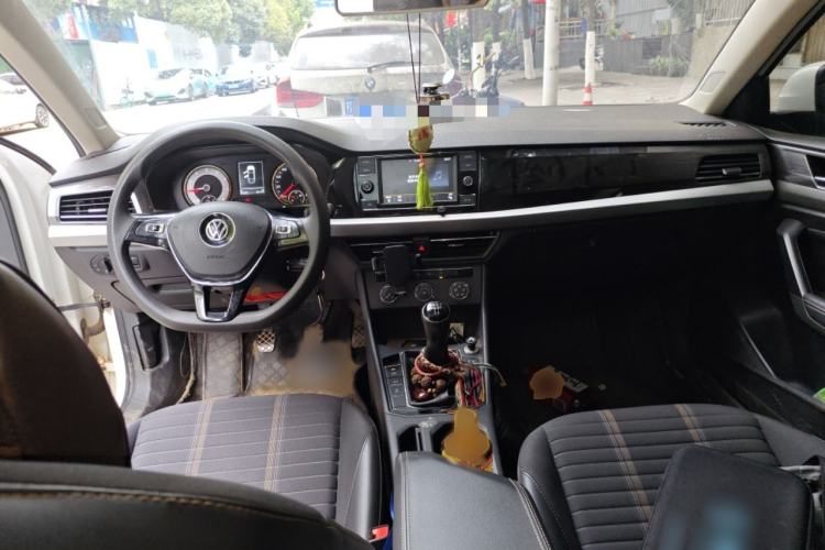 Used Volkswagen Lavida 2019 1.5L Manual Comfort Edition China VI Standard
