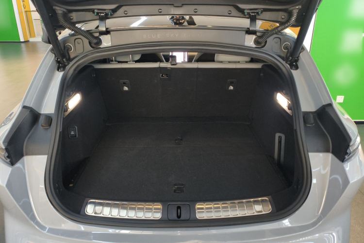 Used Nio ET5T 2023 75 kWh Touring Trunk