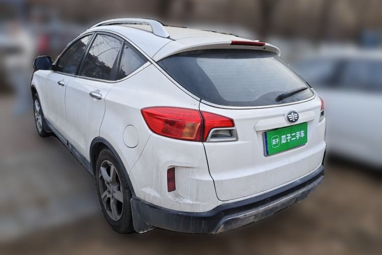 Used Bestune X80 2013 2.0L manual luxury version