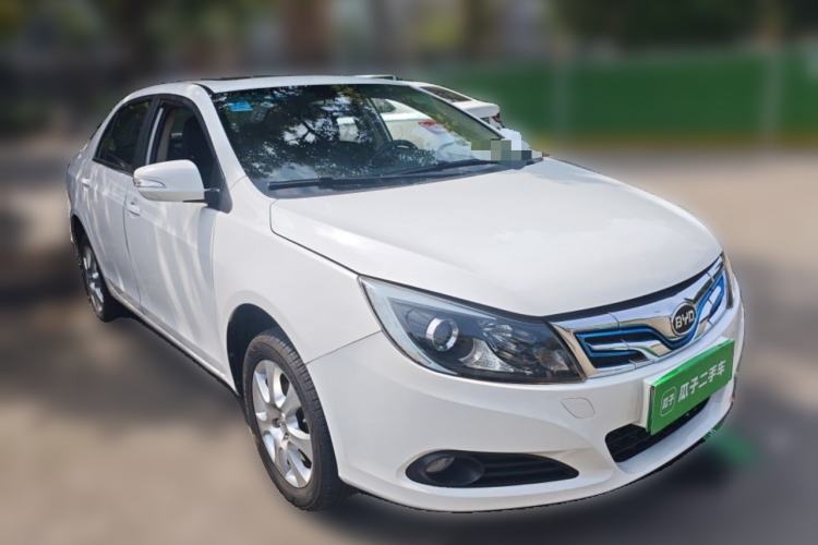 Used BYD e5 2016 300 Luxury Edition
