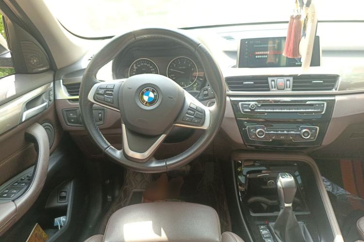 Used BMW X1 2018 xDrive20Li Luxury Model
