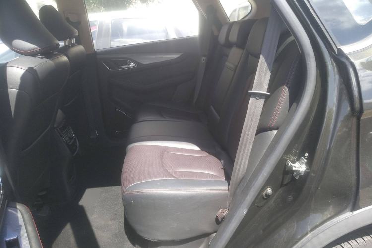 Used Baojun 560 2015 1.8L manual luxury version