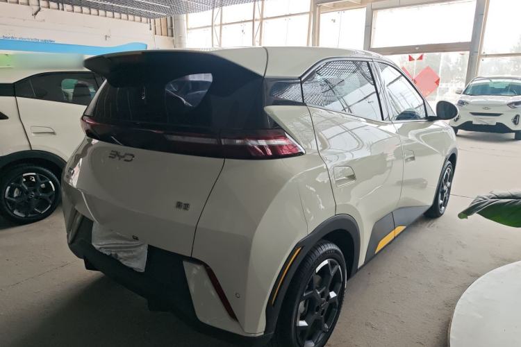 Used BYD Seagull 2025 305 km Free Version
