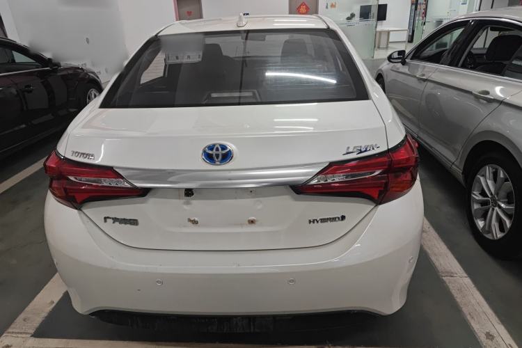 Used Toyota Levin 2016 Dual-Engine 1.8H GS E-CVT Elite Model with Sunroof Rear