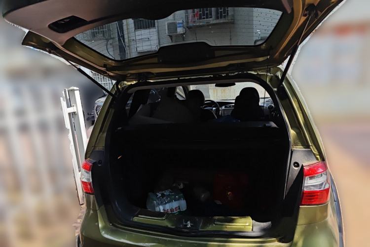 Used Nissan Livina 2013 Jinrui 1.6XL CVT Comfort Edition Trunk