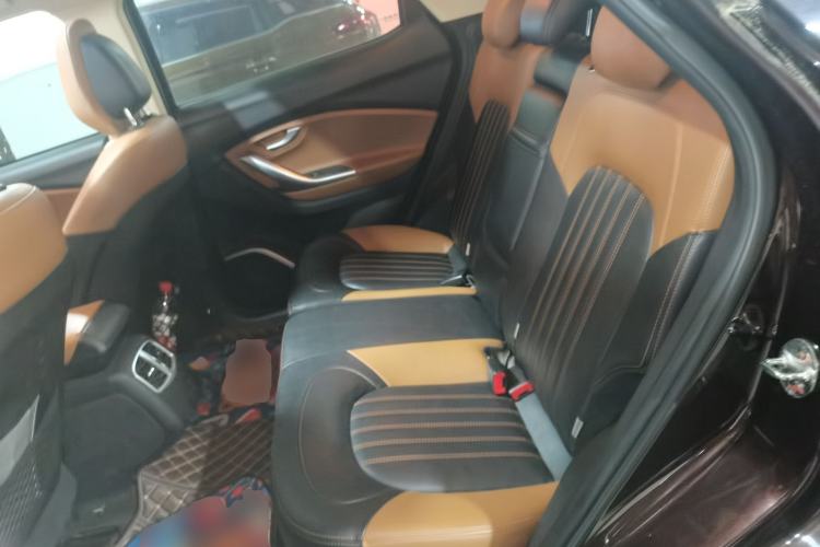 Used Soueast DX7 2017 1.5T Automatic Glory Edition Left Rear Seat