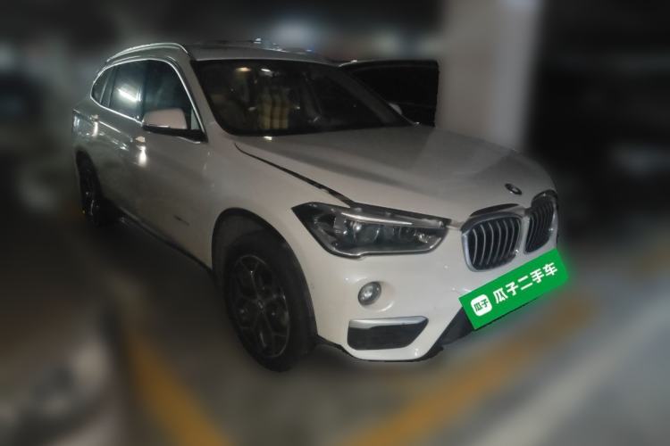 Used BMW X1 2016 sDrive18Li Luxury Model Front Right 45 Deg
