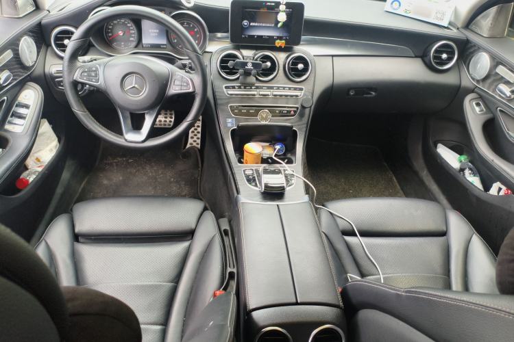 Used Mercedes-Benz C-Class 2016 C 200 L Sport Edition Center Console