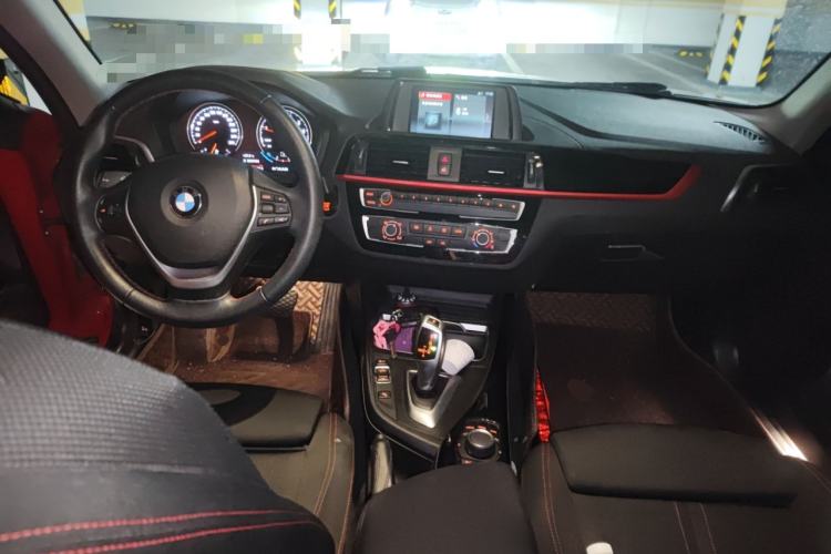 Used BMW 2 Series 2018 220i Sport Design Package Center Console