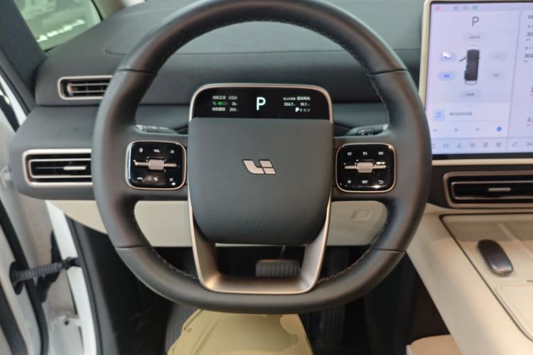 Used Li Auto MEGA 2025 Home Family Special Edition Steering Wheel