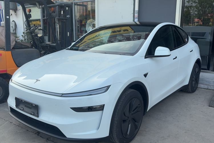 Used Tesla Model Y 2026 Rear-Drive Model