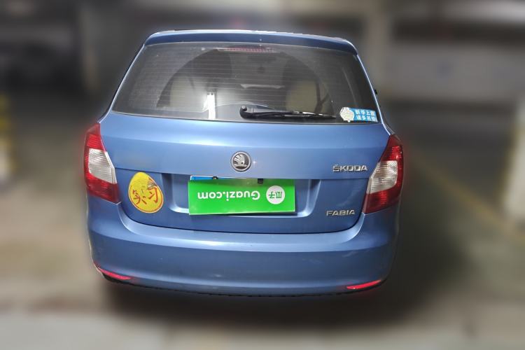 Used Skoda Fabia 2014 1.4L Automatic Crystal Edition