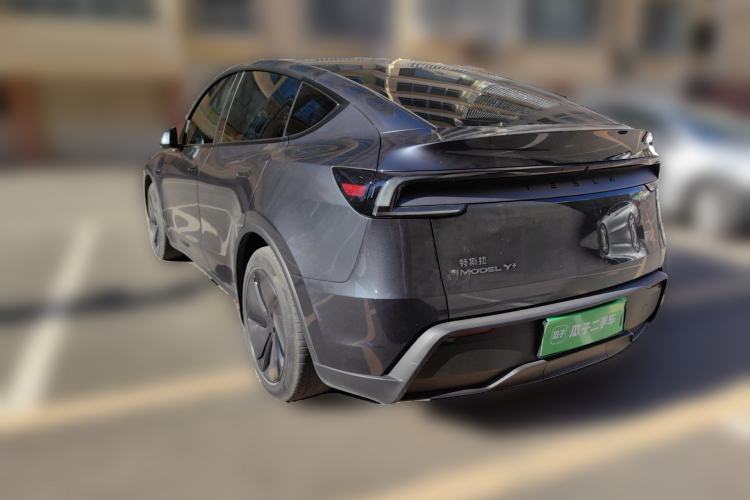 Used Tesla Model Y 2025 Long-Range All-Wheel Drive First Edition
