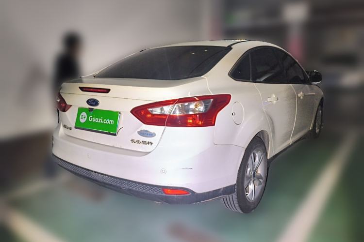 Used Ford Focus 2012 Sedan 1.6L Automatic Fashion Edition