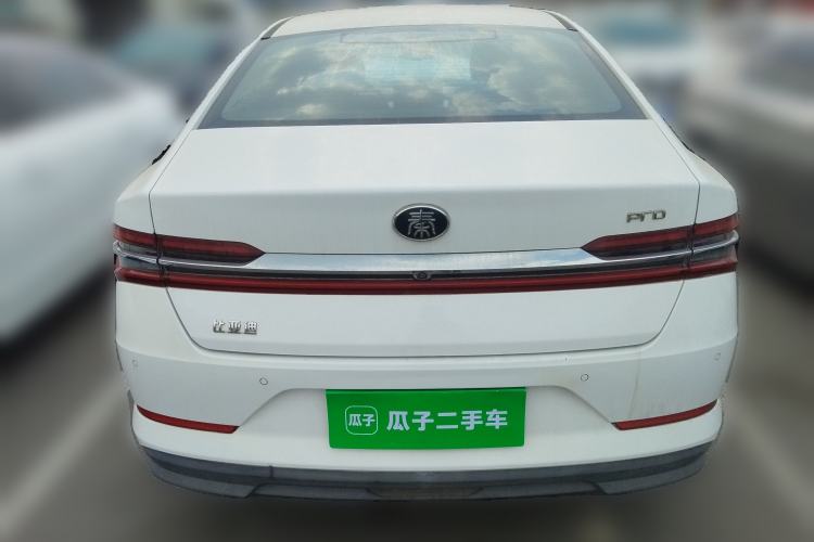 Used BYD Qin Pro 2019 Super Edition 1.5TI Automatic Smart Connect Enjoyment Model China VI Standard
