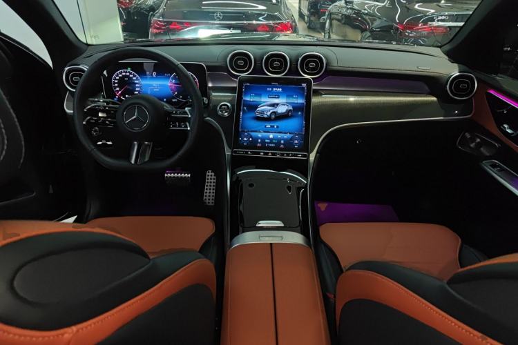 Used Mercedes-Benz GLC Coupe 2024 GLC 260 4MATIC Coupe SUV
