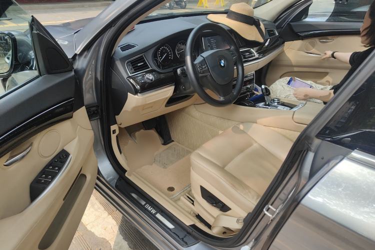 Used BMW 5 Series GT 2011 535i Elegant Edition
