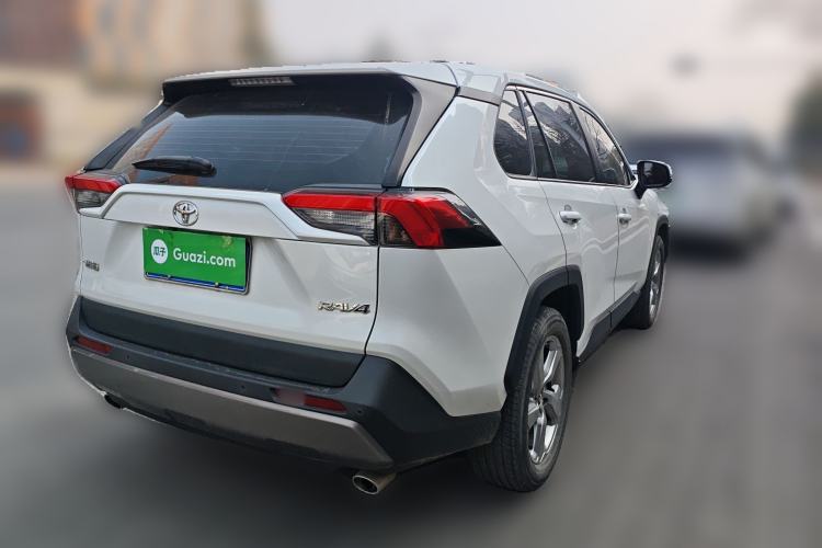 Used Toyota RAV4 2022 2.0L CVT Two-Wheel Drive Fashion Plus Edition
