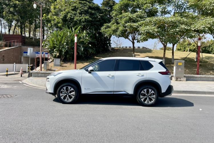 Used Nissan X-Trail 2023 e-POWER Ultra-Hybrid Dual-Motor All-Wheel-Drive Luxury Edition