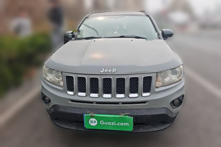Used Jeep Compass 2013 2.4L four-wheel-drive sport version