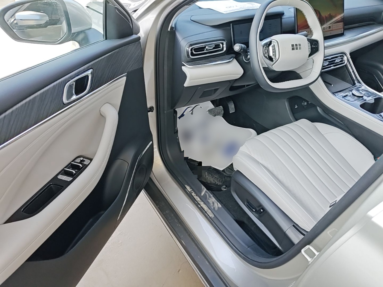 Geely Galaxy Stellar 6 2026 Model 125km Exploration+ Edition — снимка 18