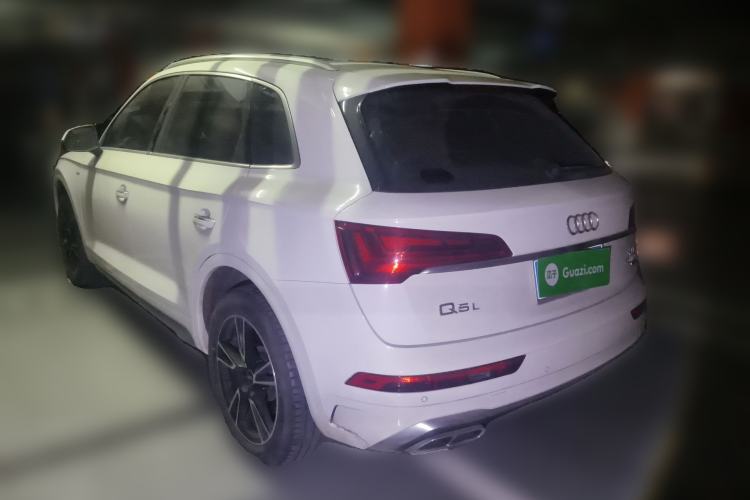 Used Audi Q5L 2022 40T Fashionable and Dynamic Model
