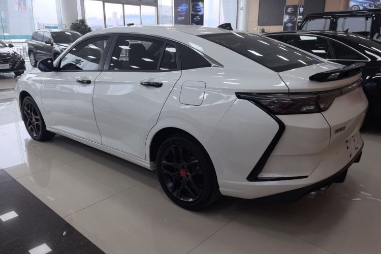 Used Dongfeng Aeolus Yixuan 2021 230T Automatic Zuiying Knight Edition