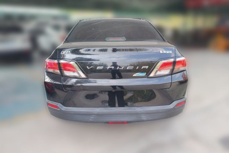 Used Venucia D60 2019 100 000 Honor 1.6L XL CVT Chenku Edition China VI Standard Rear