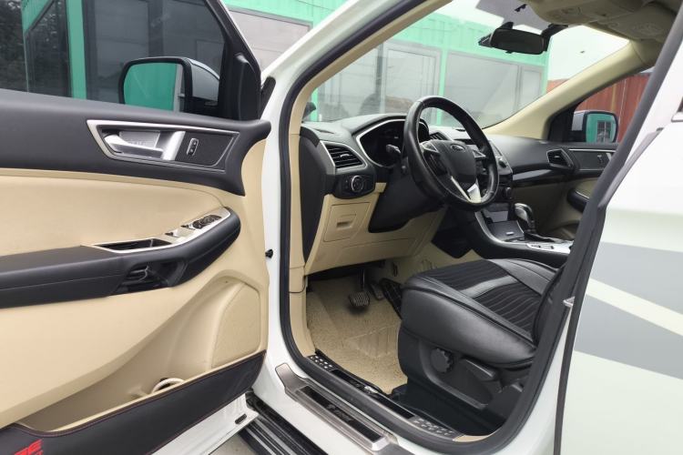 Used Ford Edge 2016 EcoBoost 245 Two-Wheel-Drive Titanium 5-Seater