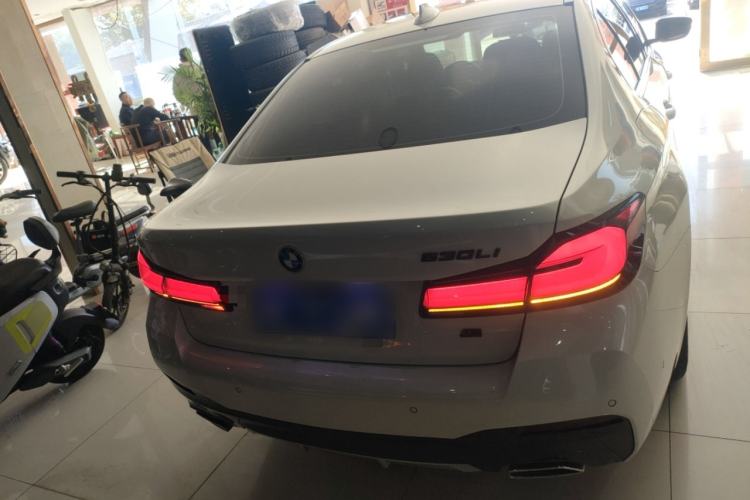 Used BMW 5 Series 2022 Second Facelift 530Li Leading Edition M Sport Package
