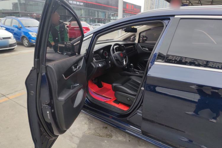 Used BYD Song MAX 2017 1.5T Automatic Smart Connect Prestige 7-Seater