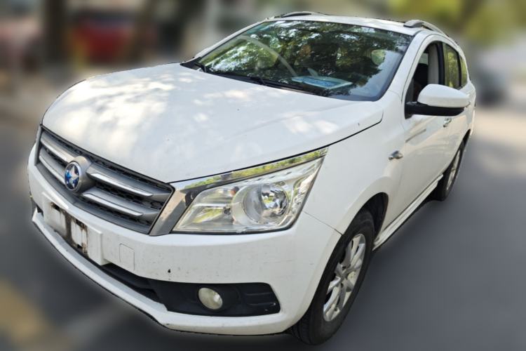 Used Venucia T70 2015 1.6L Manual Ruixing Edition Guazi used car, China used car export, Used car for sale, Used  cars, Cheapest cars for sale