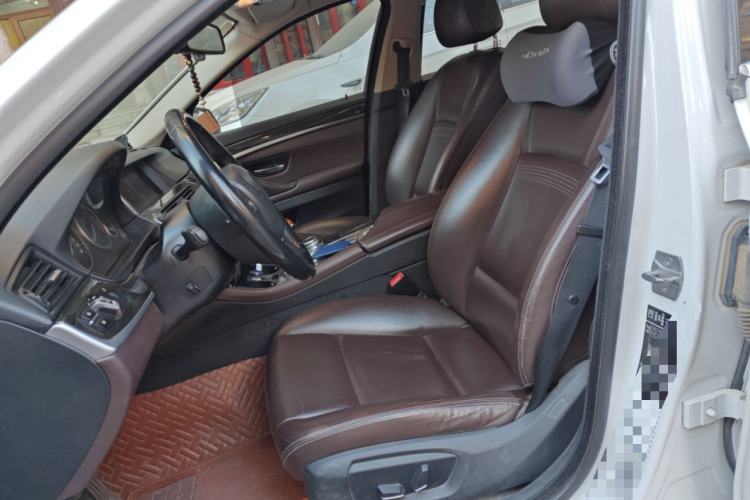 Used BMW 5 Series 2014 525Li Luxury Design Package Left Front Seat