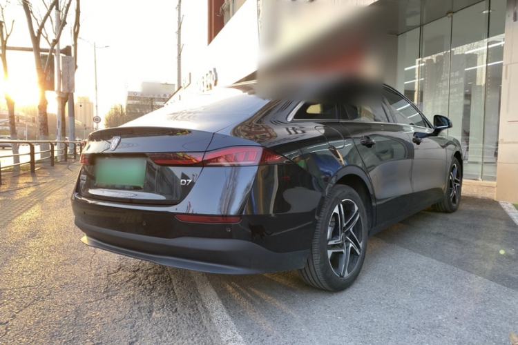 Used Roewe D7 2023 DMH 125km Superior Edition Exterior 5