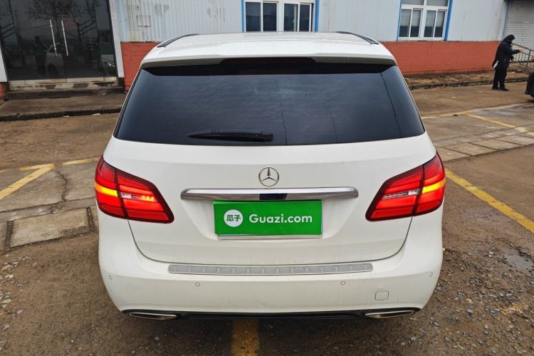 Used Mercedes-Benz B-Class 2015 B 200 Luxury Model