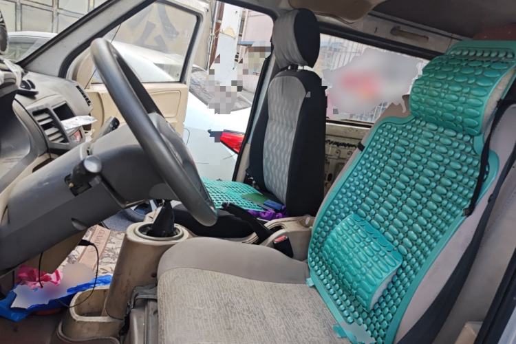 Used BAIC Weiwang 306 2011 1.3L base model 7 seats Left Front Seat