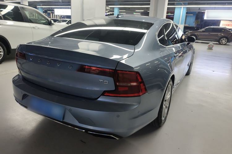 Used Volvo S90 2018 T4 Zhiyi Edition
