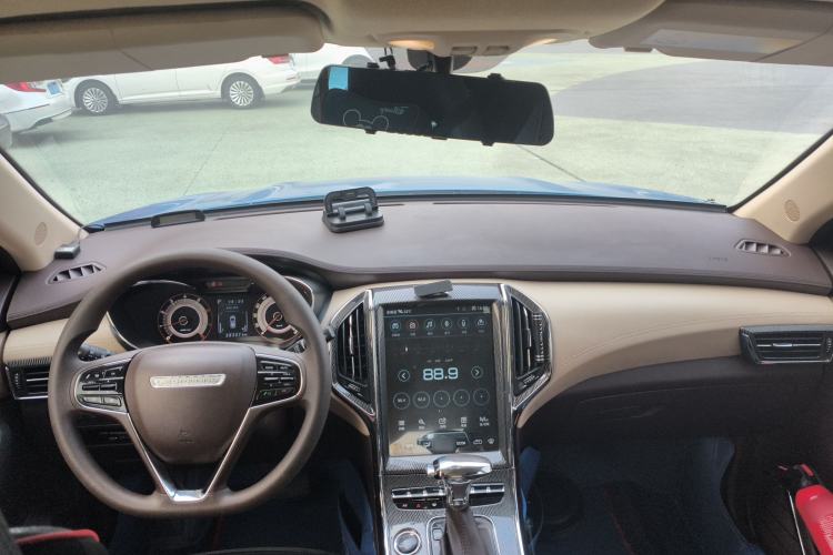 Used Leopaard CS9 2018 1.5T CVT Jingrui Model Center Console