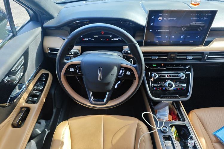 Used Lincoln Corsair 2022 2.0T Two-Wheel Drive Luxury Edition Steering Wheel