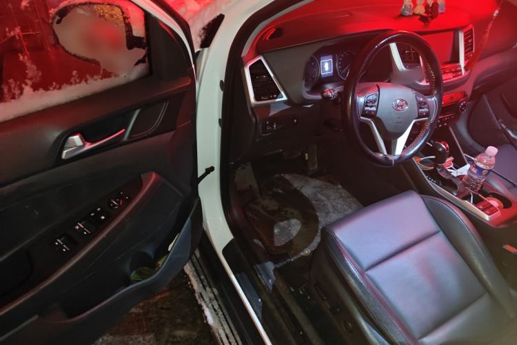 Used Hyundai Tucson 2018 1.6T Dual-Clutch Two-Wheel Drive 15th Anniversary Special Edition
