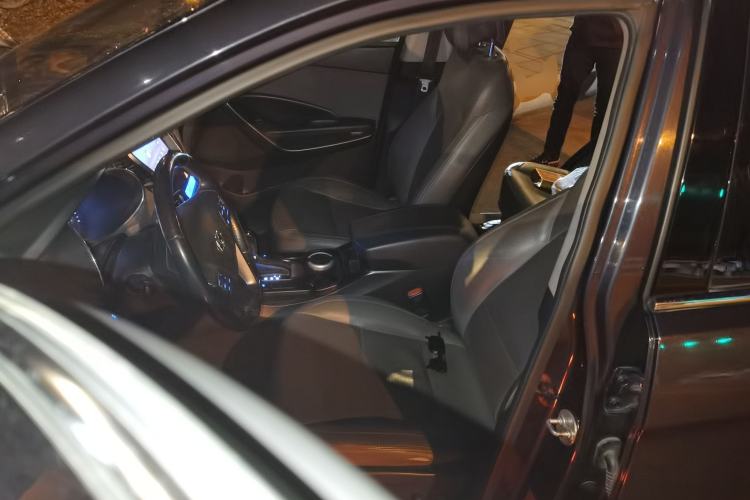 Used Hyundai Santa Fe Classic 2013 Facelift 3.0L 4x4 Comfort Edition Euro IV Left Front Seat