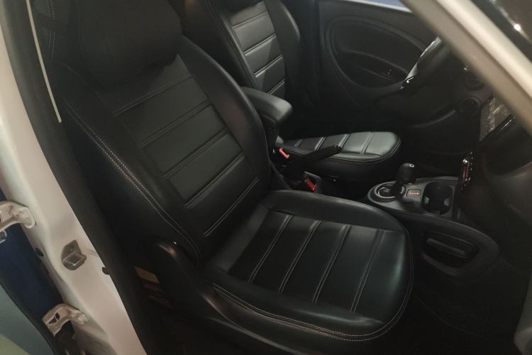 Used smart forfour 2018 1.0L 52 kW Dynamic Edition