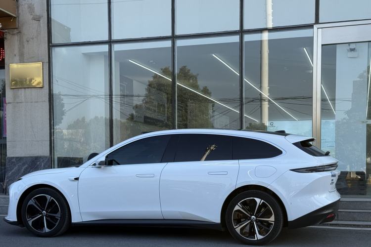 Used Nio ET5T 2023 75 kWh Touring
