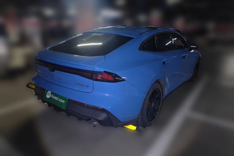 Used CHANGAN UNI-V 2022 1.5T Prestige Version