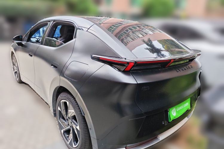 Used Lynk & Co Z20 2025 530 km Range Rear-Drive Max "Chasing the Sun" Edition