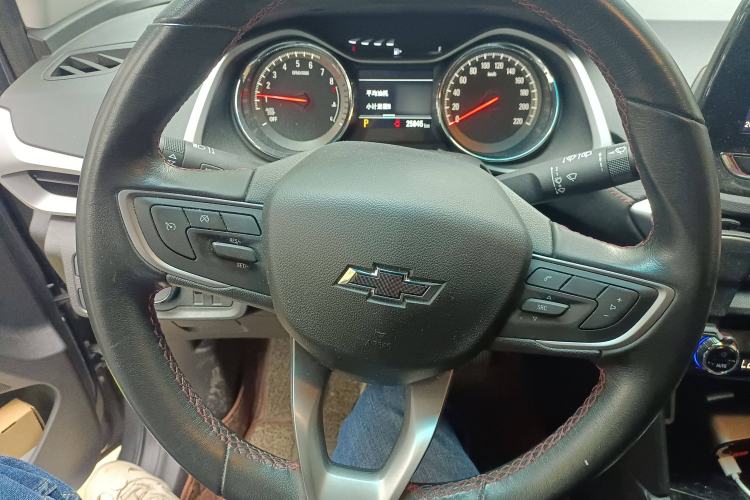 Used Chevrolet Orlando 2019 Redline 530T Automatic Enjoyment Version (5+2 Seating) China VI
