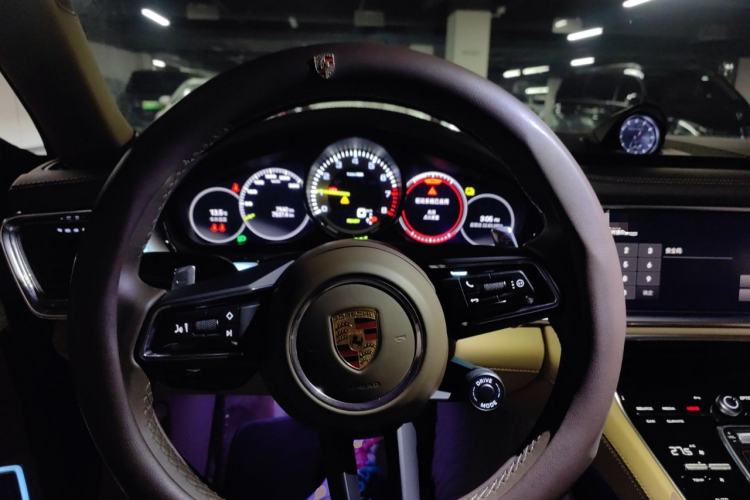 Used Porsche Panamera 2022 Panamera 4 E-Hybrid Platinum Edition 2.9T Steering Wheel