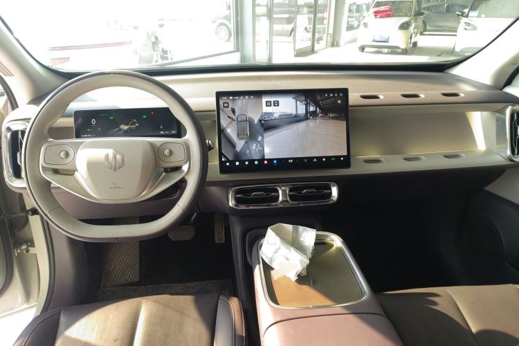 Used Leapmotor B10 2025 510 Joyful Edition Center Console